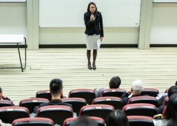 Best IAS Coaching in Bangalore. Get the list of the top 5 UPSC Coaching centers in Bangalore in one click.