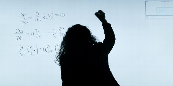 Attending an Online classes for UPSC can sometimes be boring. However, one must not hesitate from asking doubts!