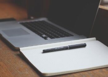 Difference Between IAS and IPS – IAS Vs IPS | Salary, Full Form etc.