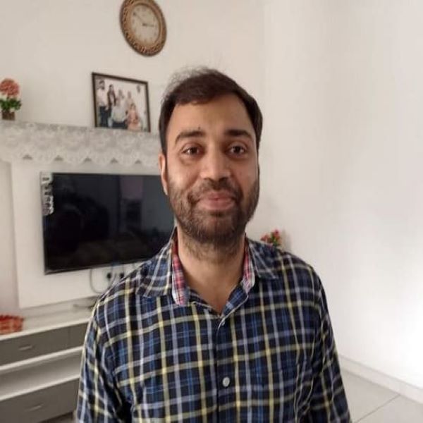 Pradeep Singh IAS advises his juniors to stay determined and believe in their selves. Moreover he believes in self motivation.