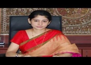 Smita Sabharwal IAS Officer Biography – Age, Husband, & Salary