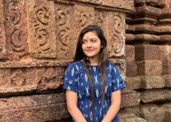 Srushti Jayant Deshmukh – IAS Officer | Age, Marksheet & Posting