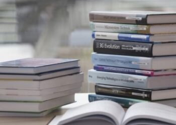 IAS Qualification – Education for UPSC Exam or IAS & IPS Officer