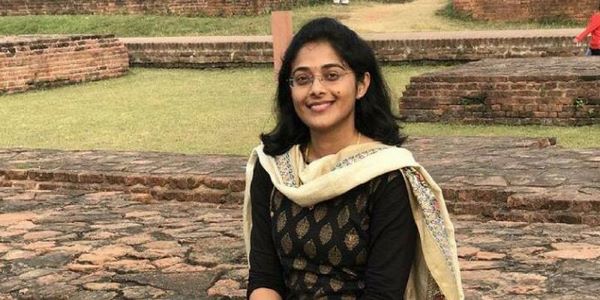 IAS Officer Surabhi Gautam's Age is not disclosed anywhere. There are many posts around Surabhi Gautam IAS Facebook. 