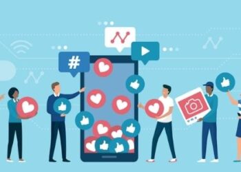 Social Media Essay – Advantages & Disadvantages or Pro & Cons